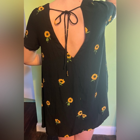 Dolls Kill Sunflower Babydoll Dress - Picture 4 of 4